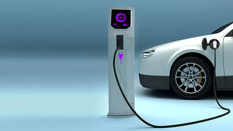 Electric Cars Under 20 Lakhs: जानें 20 लाख से कम कीमत में इन शानदार इलेक्ट्रिक कारों के बारे में
