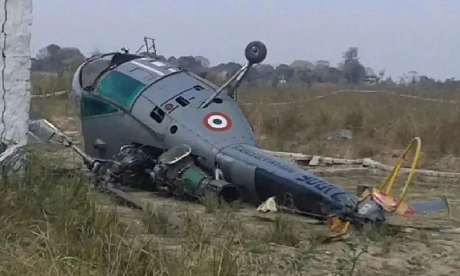 Arunachal Pradesh : अरूणाचल प्रदेश में बड़ा हादसा, क्रैश हुआ वायुसेना का हेलीकॉप्टर, उड़ान भरने पर हुई दुर्घटना