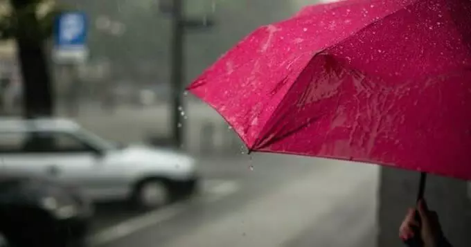 Aaj Ka Mausam Kaisa Hai: यहां आज भारी बारिश, दक्षिणी राज्यों को थोड़ी राहत