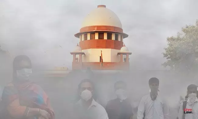 UP सरकार का तर्क- पाकिस्तान वाली हवा फैला रही प्रदूषण, हमारे उद्योगों का धुंआ दिल्ली नहीं, कहीं और जाता है