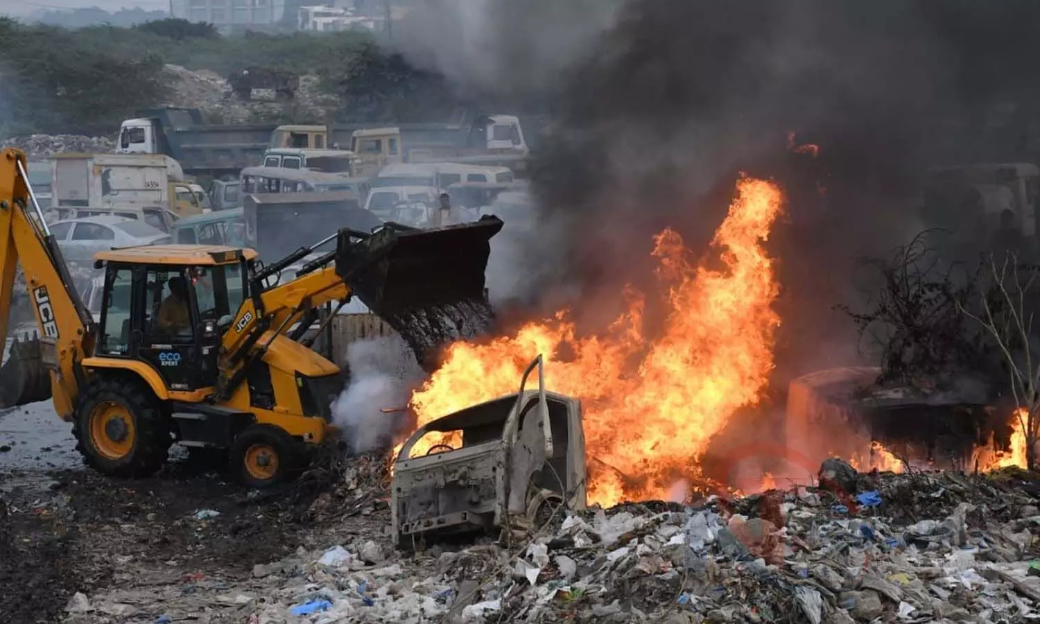 Municipal employees extinguished the fire with garbage, the team of fire brigade did not reach