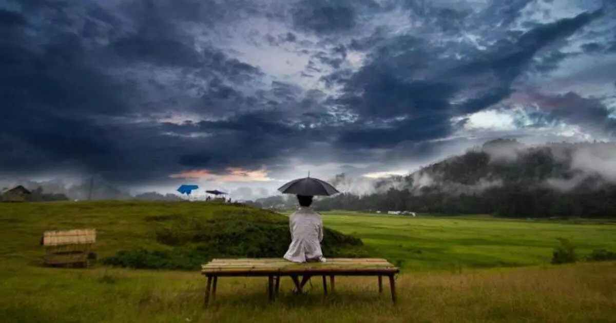 Aaj Ka Mausam: उत्तर भारत में पश्चिमी विक्षोभ की दस्तक से जल्द बदलेगा मौसम का मिजाज, जानें कैसा रहेगा मौसम का हल