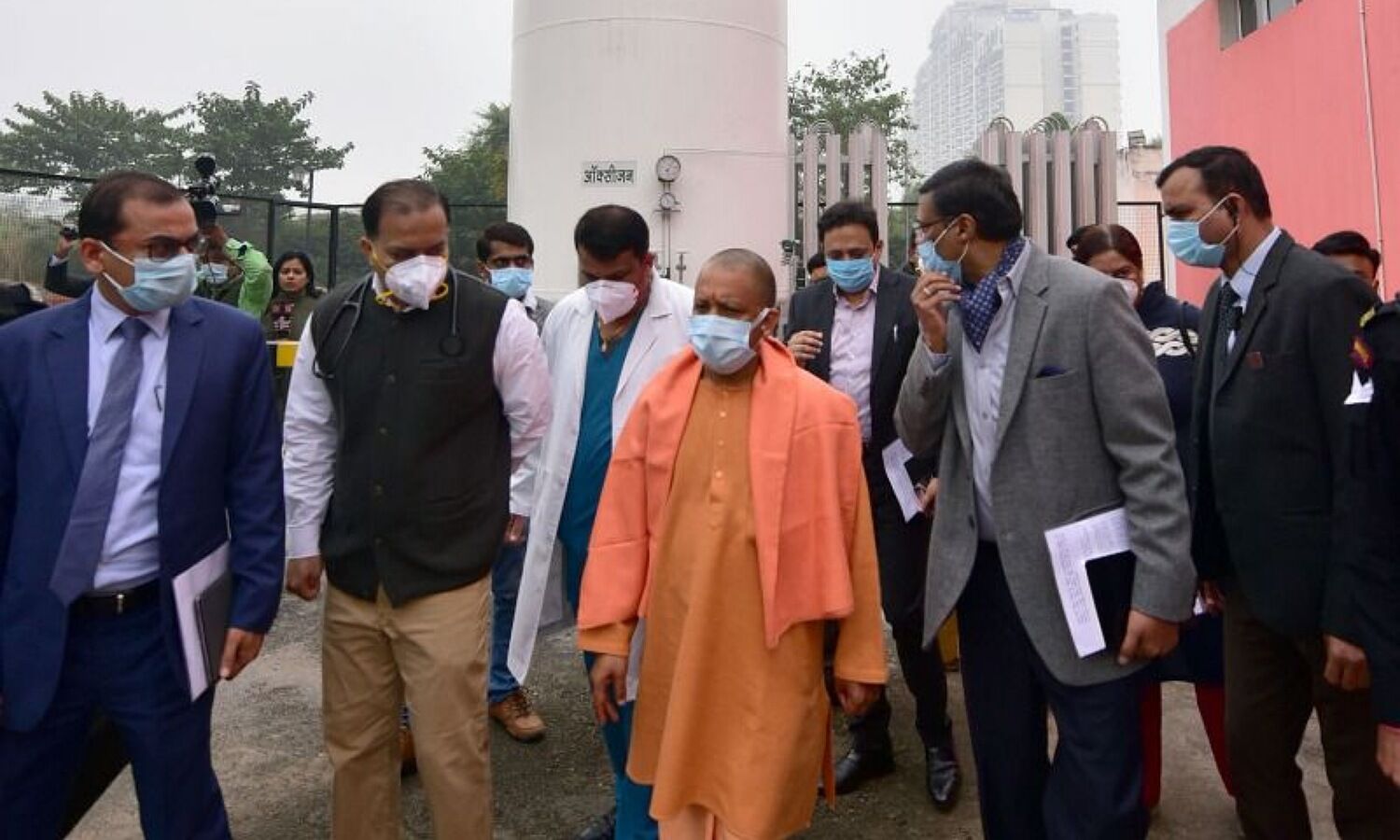 UP Mai Corona Virus: CM Yogi Adityanath inspected Corona preparations.  1 News Track English