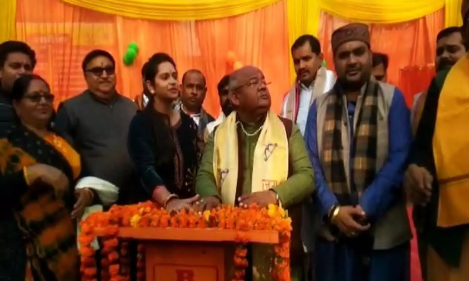 Sitapur News: Foundation stone laid for 58 projects of Zilla Panchayat at a cost of Rs 8 crore