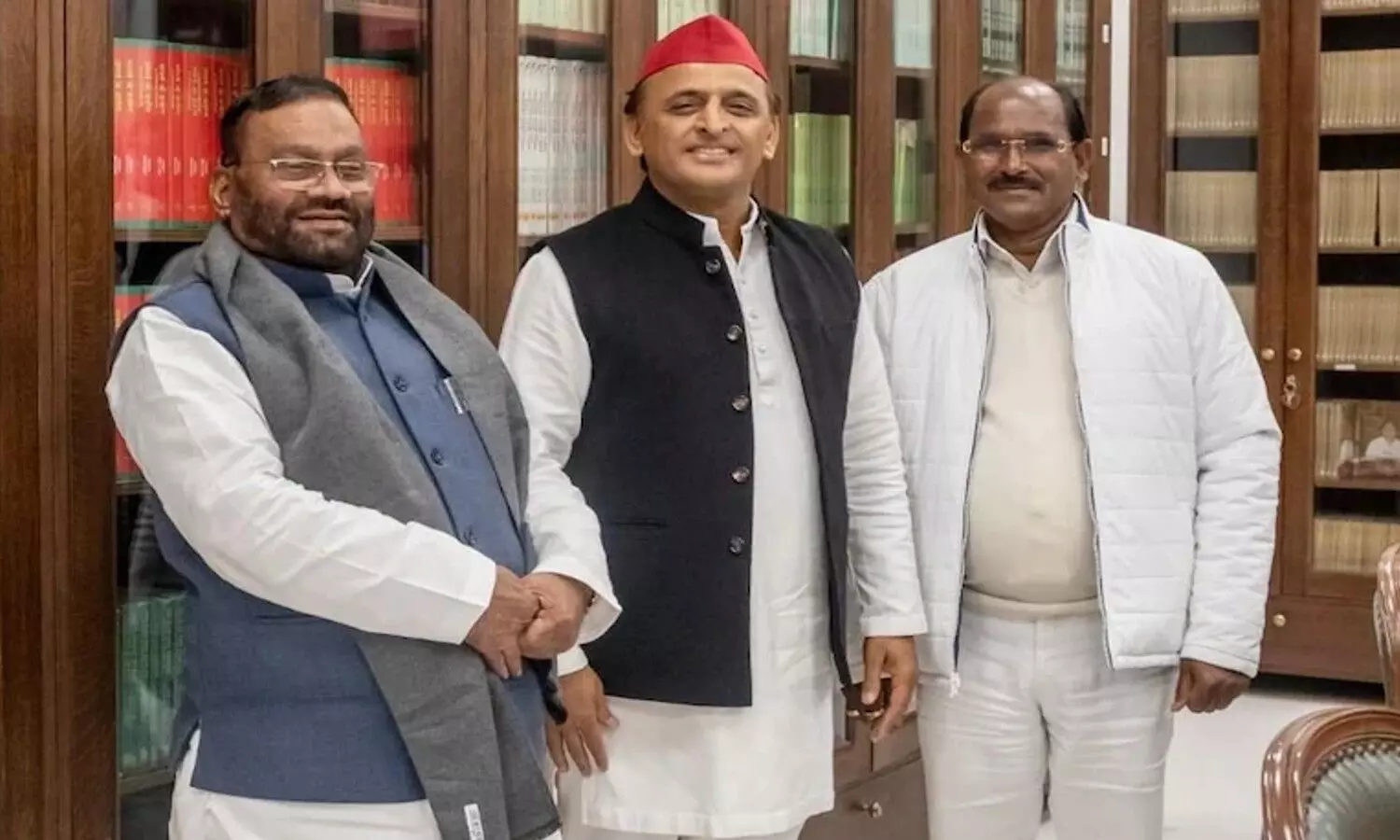 UP Election 2022: स्वामी प्रसाद के बाद अब तीन और MLA ने पकड़ी साइकिल की सवारी, भाजपा का छोड़ा साथ