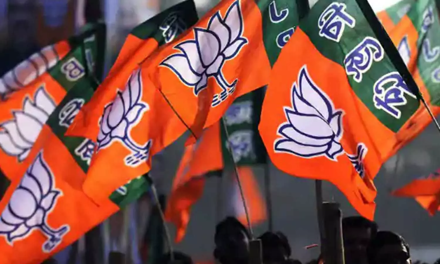 Uttarakhand Election 2022: उत्तराखंड की 25 सीटों पर फंसा पेंच, BJP काट सकती है 15 विधायकों का टिकट