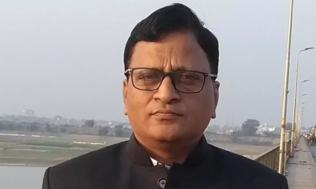 Lucknow University Professor Manoj Kumar Aggarwal reacted  on budget 2022