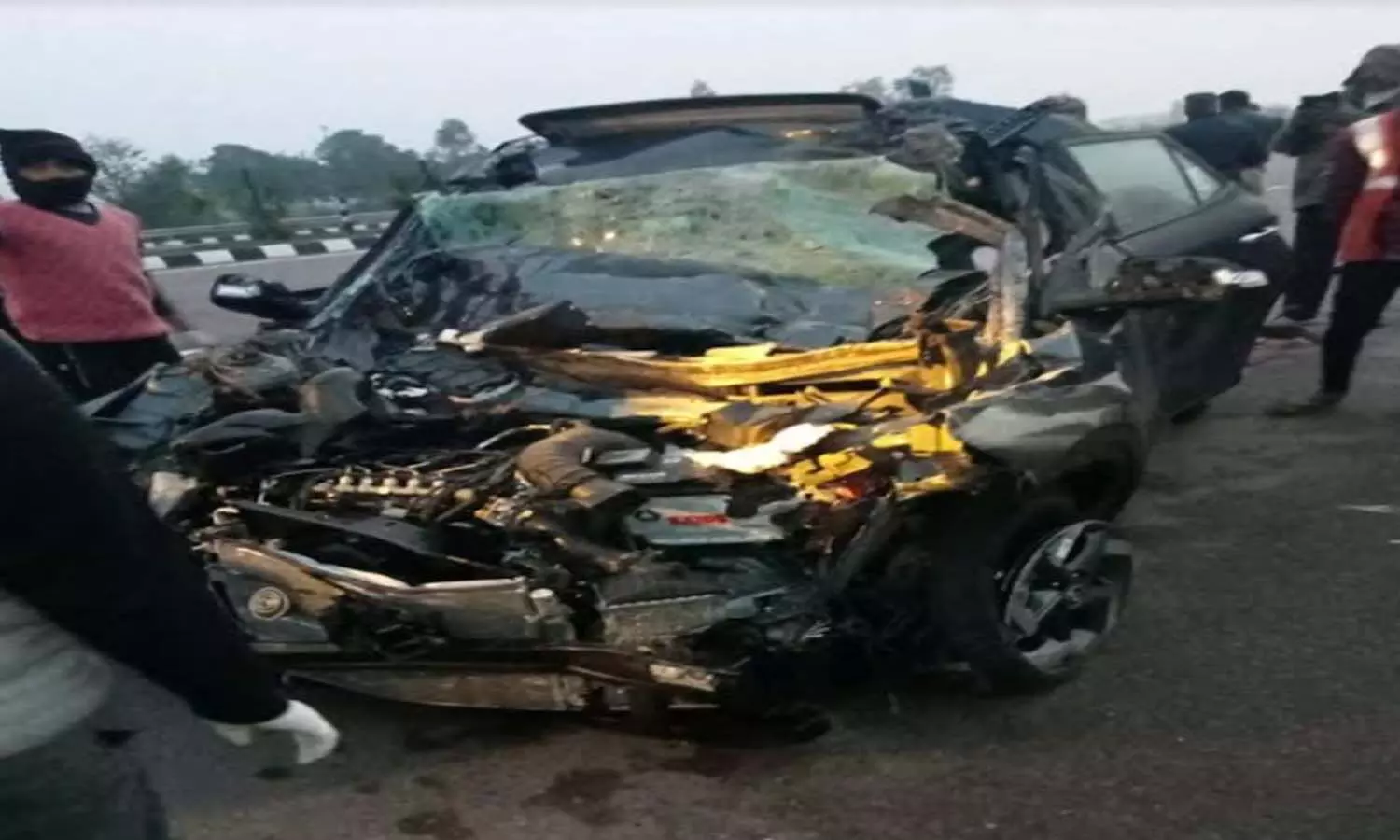 Unnao Car Accident News: Car rams into trailer on Agra Lucknow Expressway, 3 killed