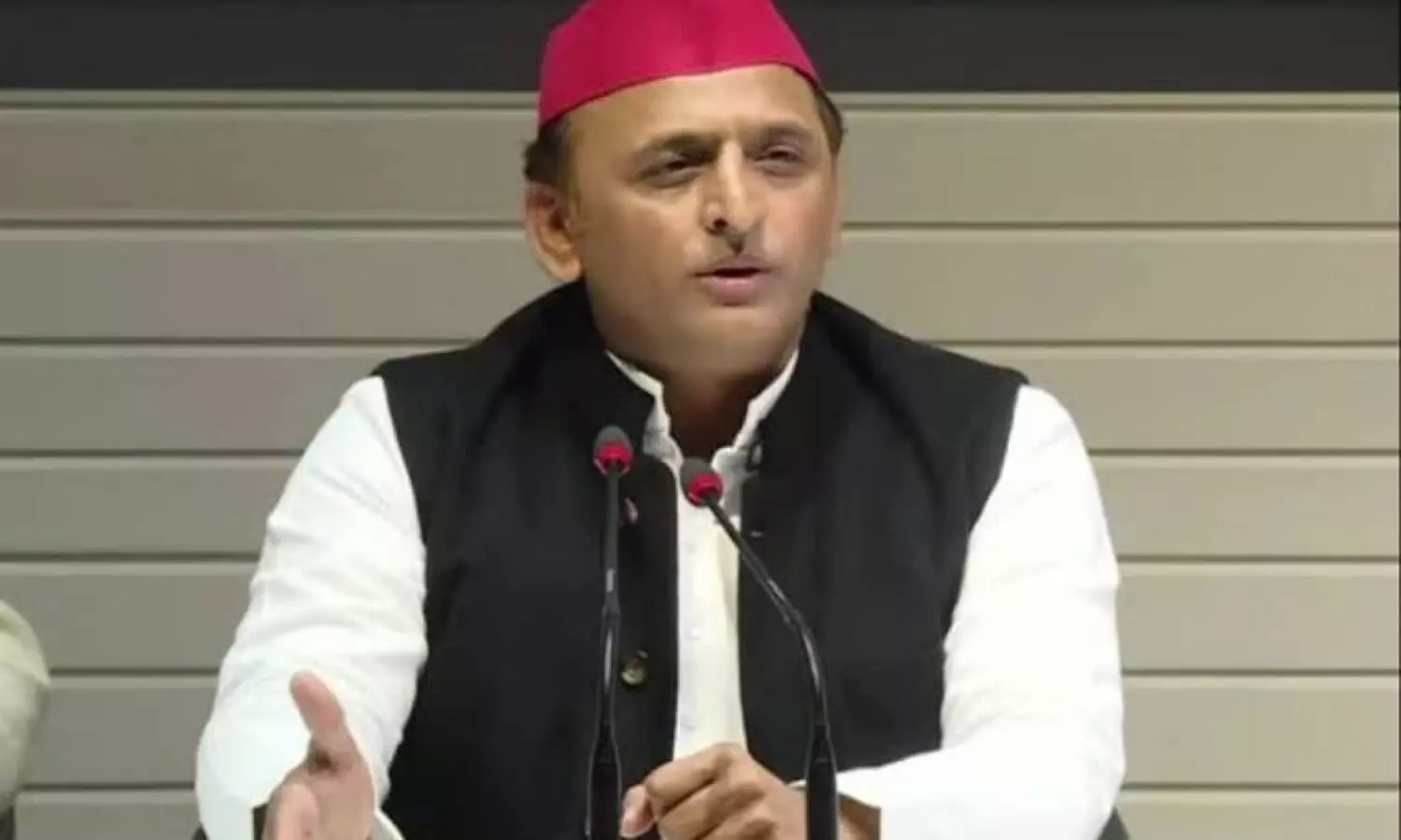 Akhilesh yadav tweet