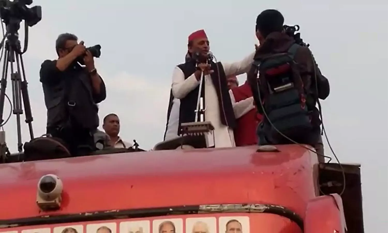 Akhilesh Yadav road show in Prayagraj