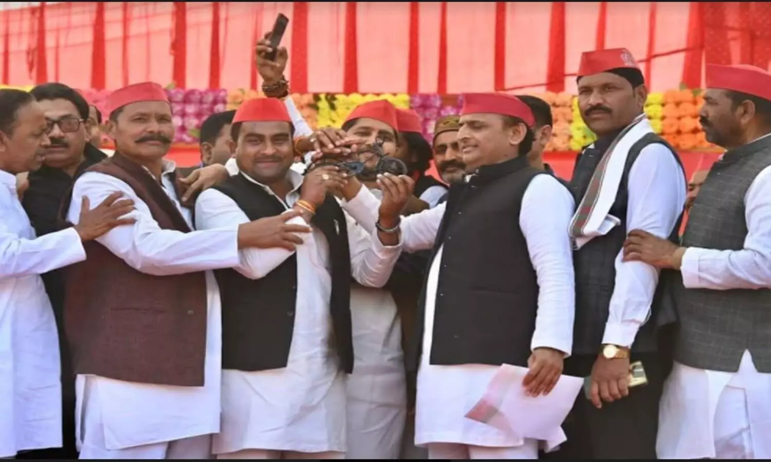 Akhilesh Yadav rally