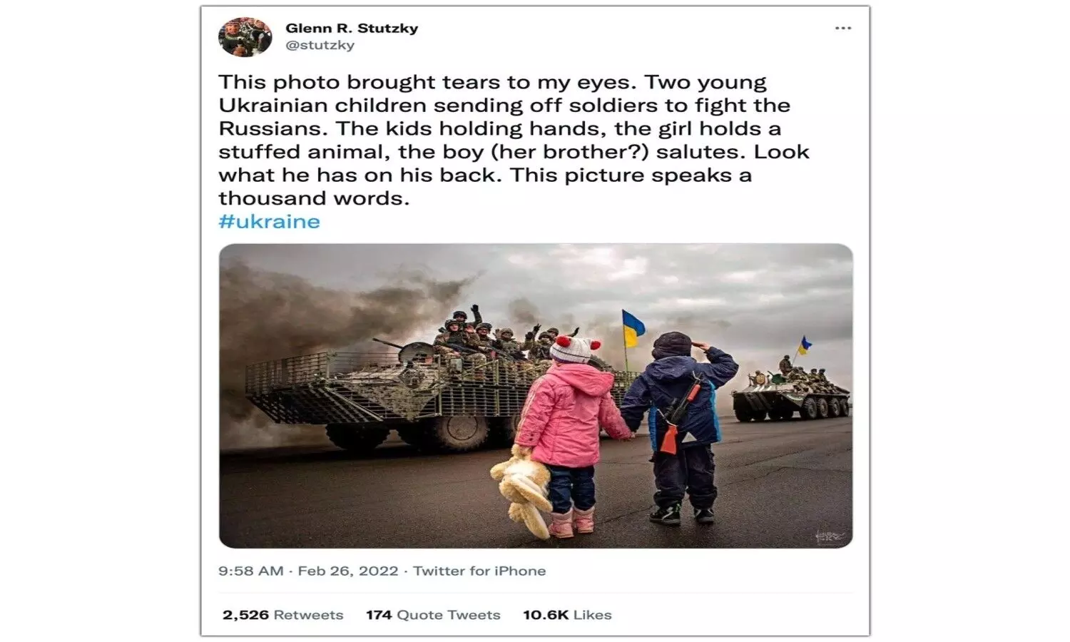 fake tweet viral photo two children Ukrainian army tanks