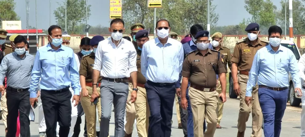 security arrangements at the counting site in Jhansi