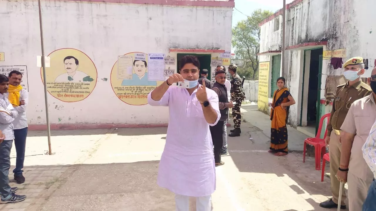 prince of Robertsganj casts his vote