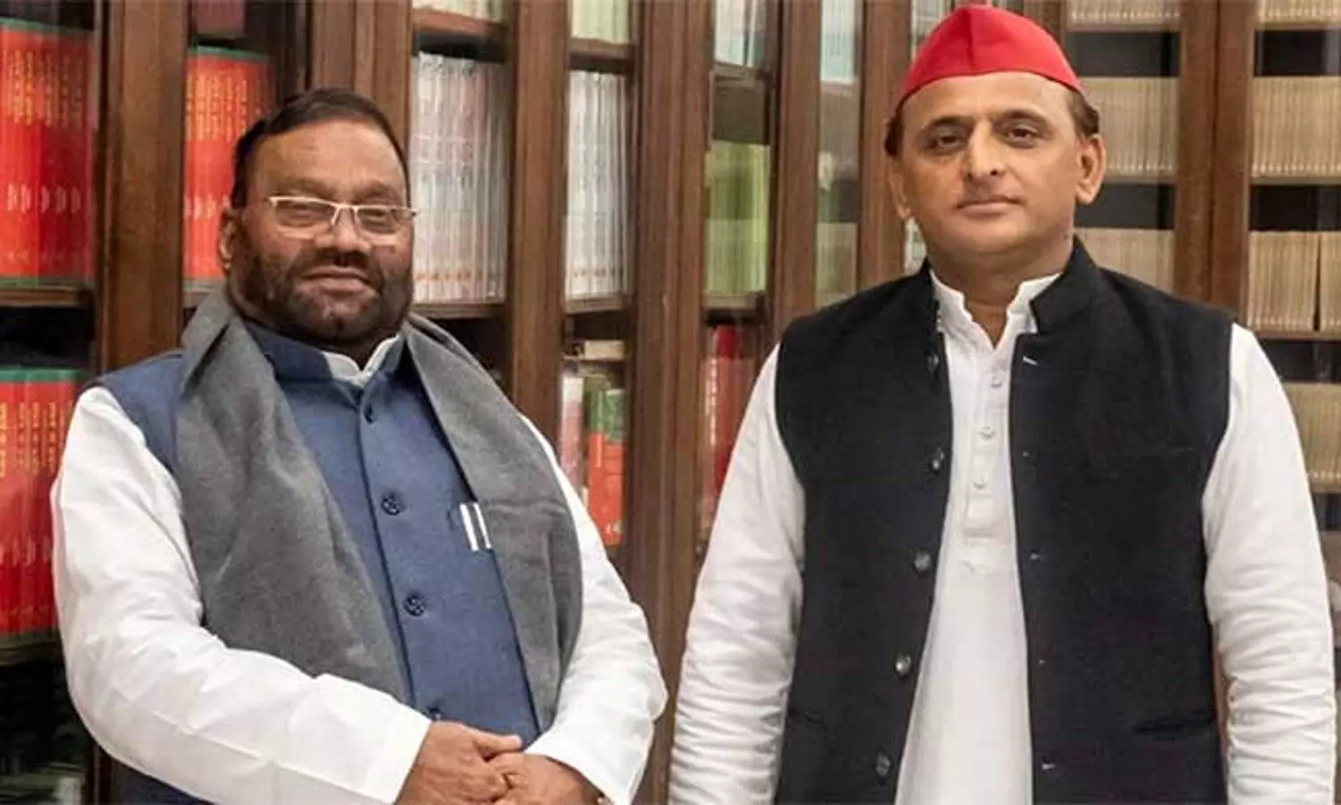 Swami Prasad Maurya Akhilesh Yadav