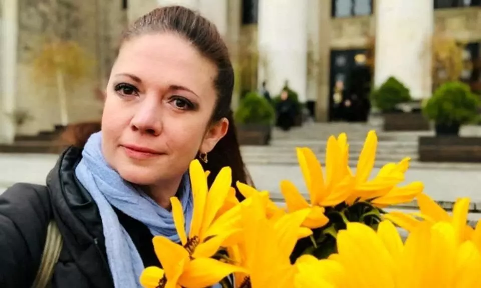 Russian female journalist Oksana Ballina