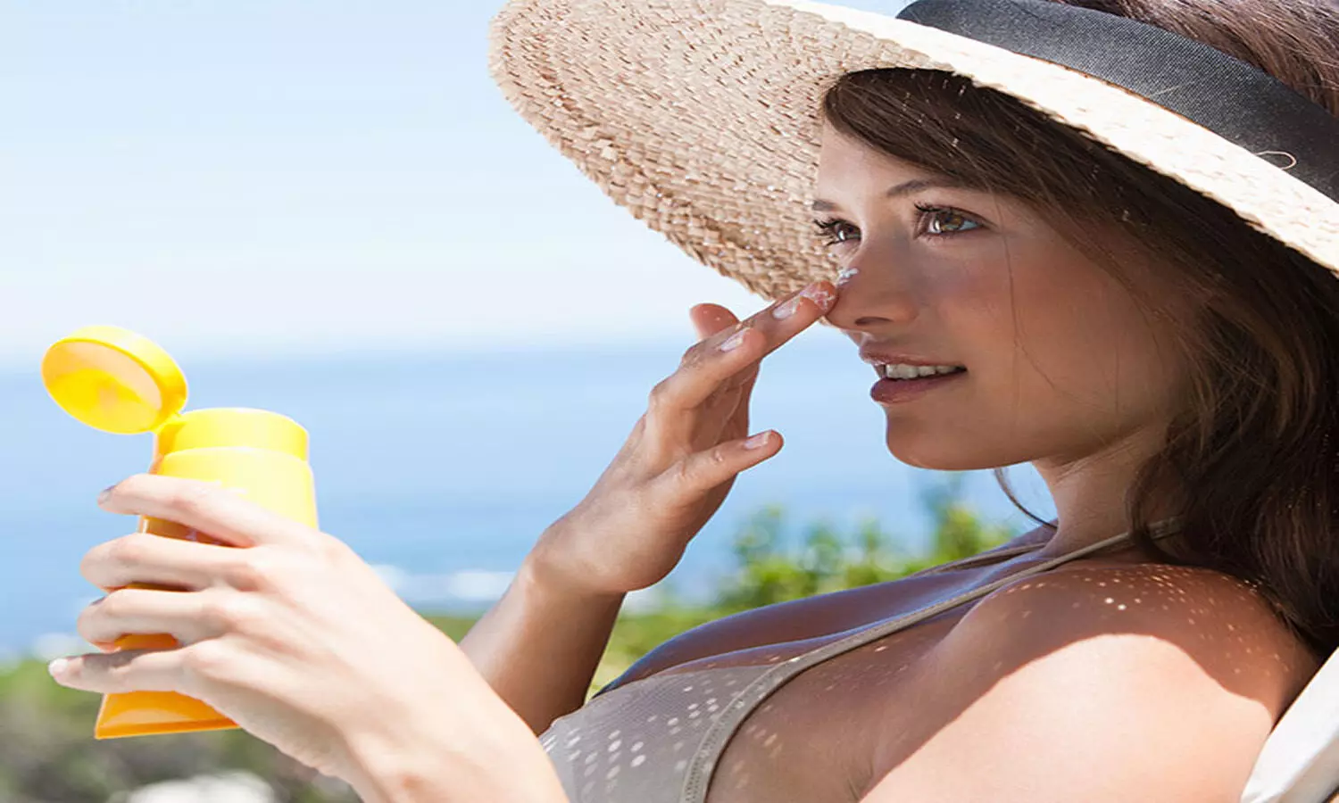 Summer Skin Care Tips: सनब्लॉक लगाने से पहले इन बातों का रखें ध्यान, वरना हो सकती है स्किन डैमेज