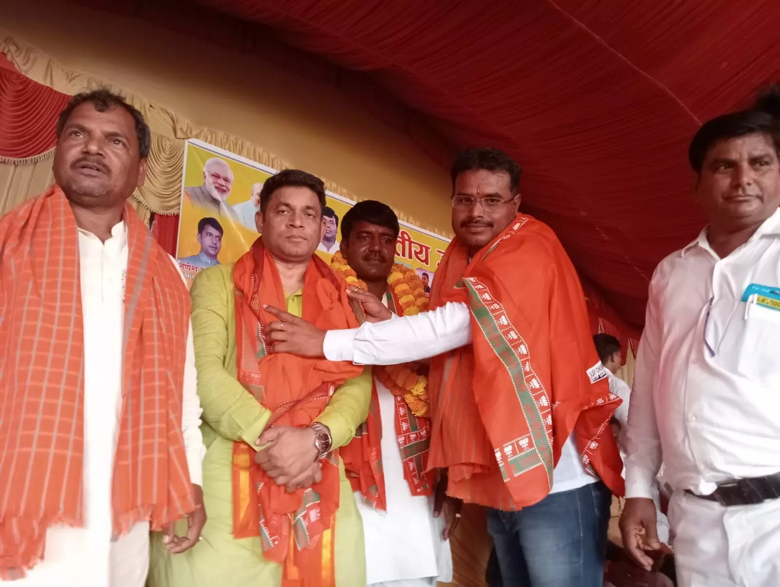 Former SP block chief candidate Krishnachandra Yadav joined BJP