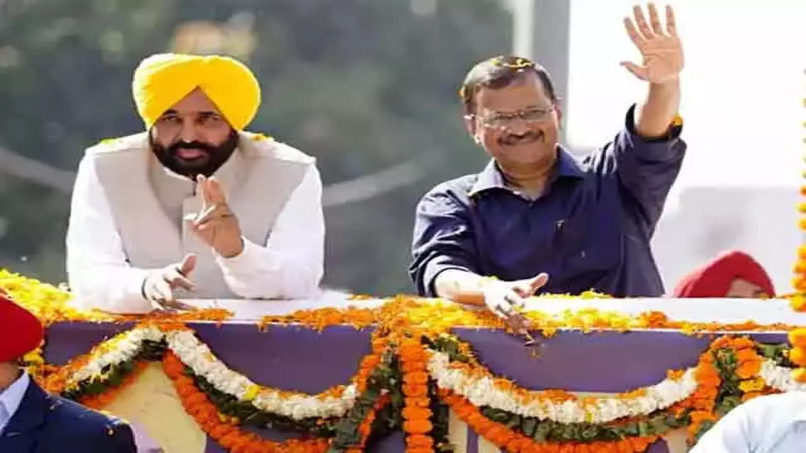 election campaign on april 02 with a road show by Arvind Kejriwal and Bhagwant Mann  in Gujarat