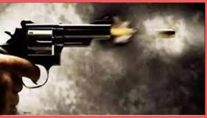Prayagraj News Youth shot dead due to election rivalry  accused absconding