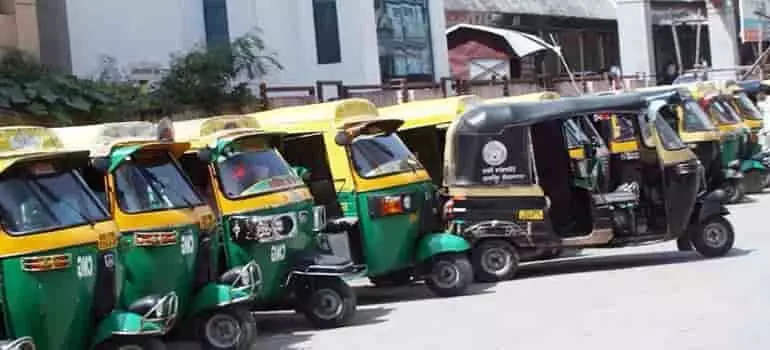 delhi auto taxi drivers to go on strike april 18 over cng price hike
