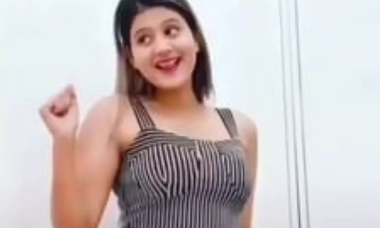 Anjali Arora Instagram video