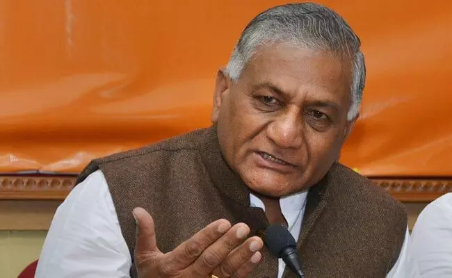 union minister vk singh attacks on aam aadmi party says bjp government always with labours