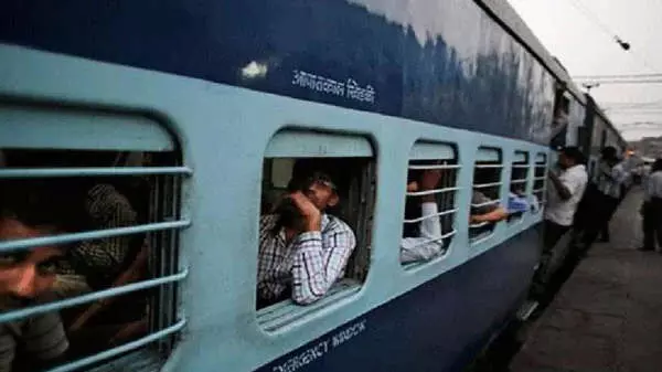 ncr railway record recovered rs 98 crore from ticketless passengers