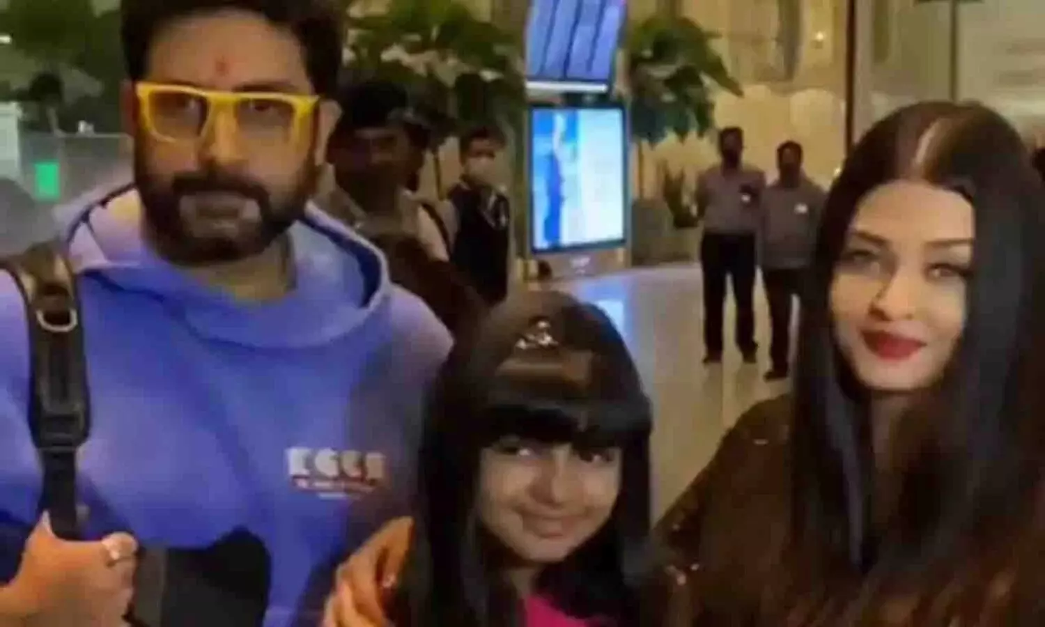 Aishwarya Rai Bachchan Airport video