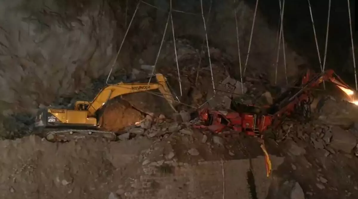 tunnel collapsed at khooni nala in jammu srinagar national highway in ramban