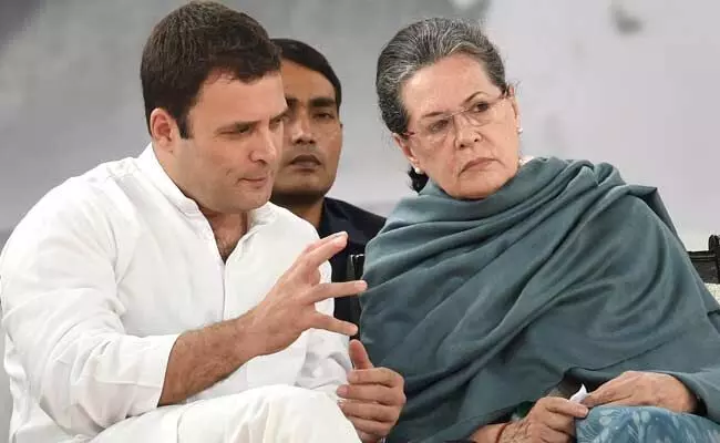 ed issues summon to sonia gandhi and rahul gandhi in national herald case