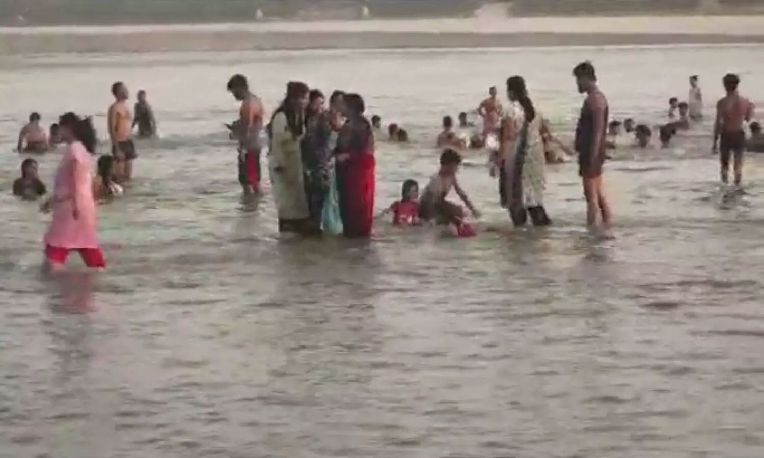 Devotees bath in Ganga river in prayagraj