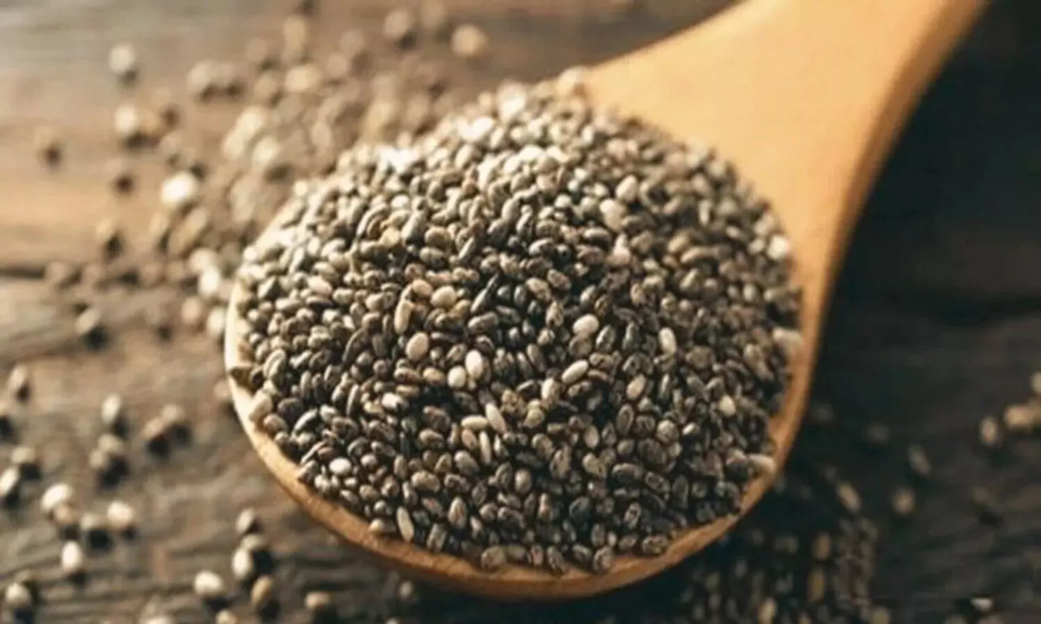 Chia Seeds Benefits: तेज़ी से वजन कम करने के लिए खायें चिया सीड्स, रखता है कई रोगों से दूर