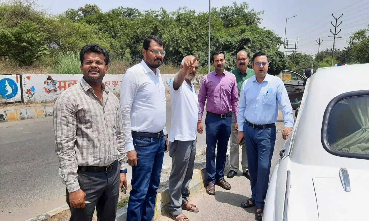 Lucknow: गोमतीनगर विस्तार में ट्रैफिक समस्या से जल्द मिलेगी निजात, शहीद पथ किनारे बनेगा कैरिज-वे