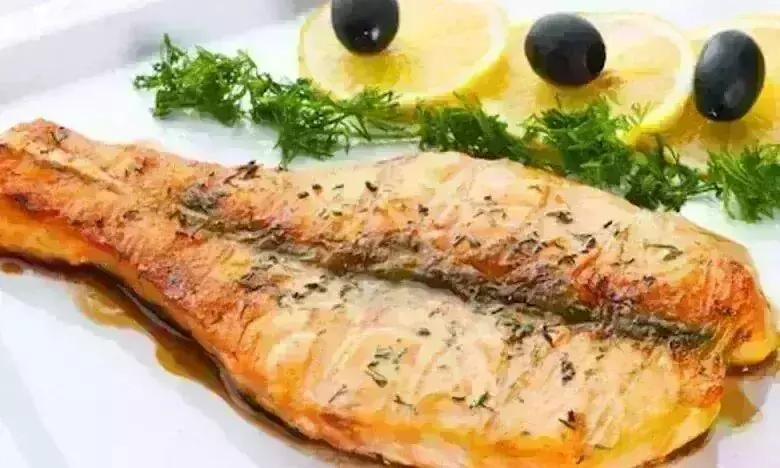 Consumption of fish increases the risk of skin cancer