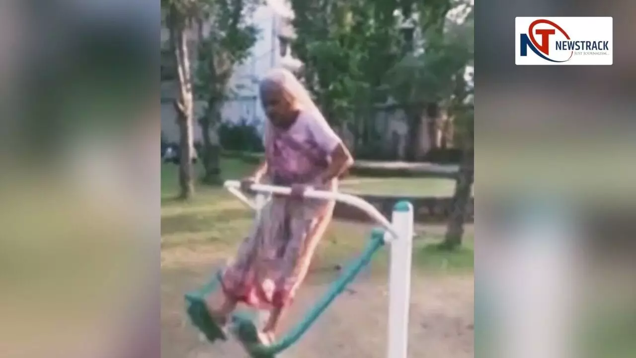 Video of elderly woman exercising in open gym is viral, there is amazing agility even at this stage of age