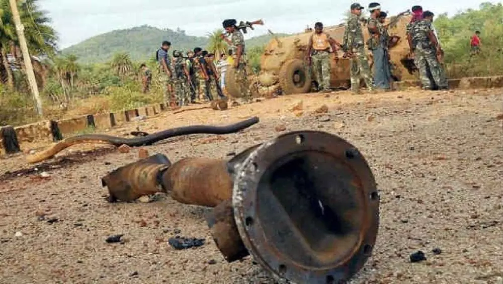 naxalite attack on rop party of crpf 19 battalion 3 jawans martyred at chhattisgarh odisha border