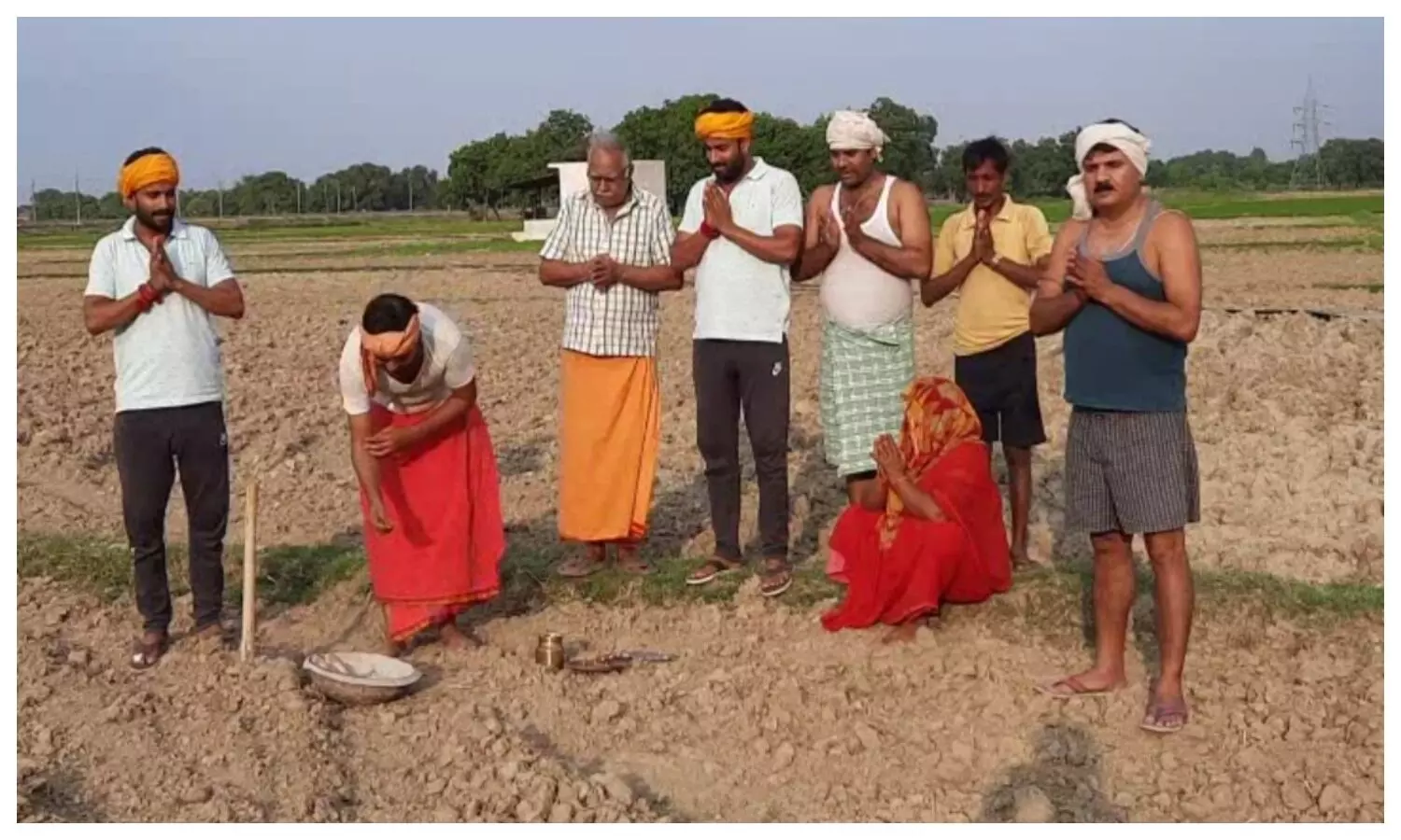 Farmers prayed for rain in Prayagraj