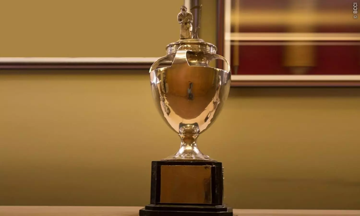 घरेलू टूर्नामेंट की प्राइज मनी बढ़ाएगी बीसीसीआई, 49 साल पुराने देवधर ट्रॉफी को हटाया गया