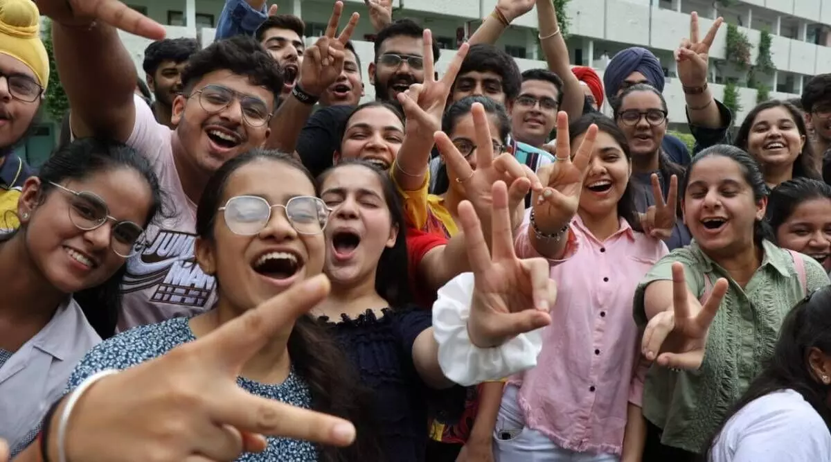 cbse 10th 12th result 2022 girls have again secured higher pass percentage than boys toppers list