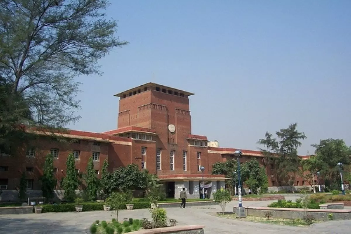 delhi university graduation courses became expensive fees increased for these facilities