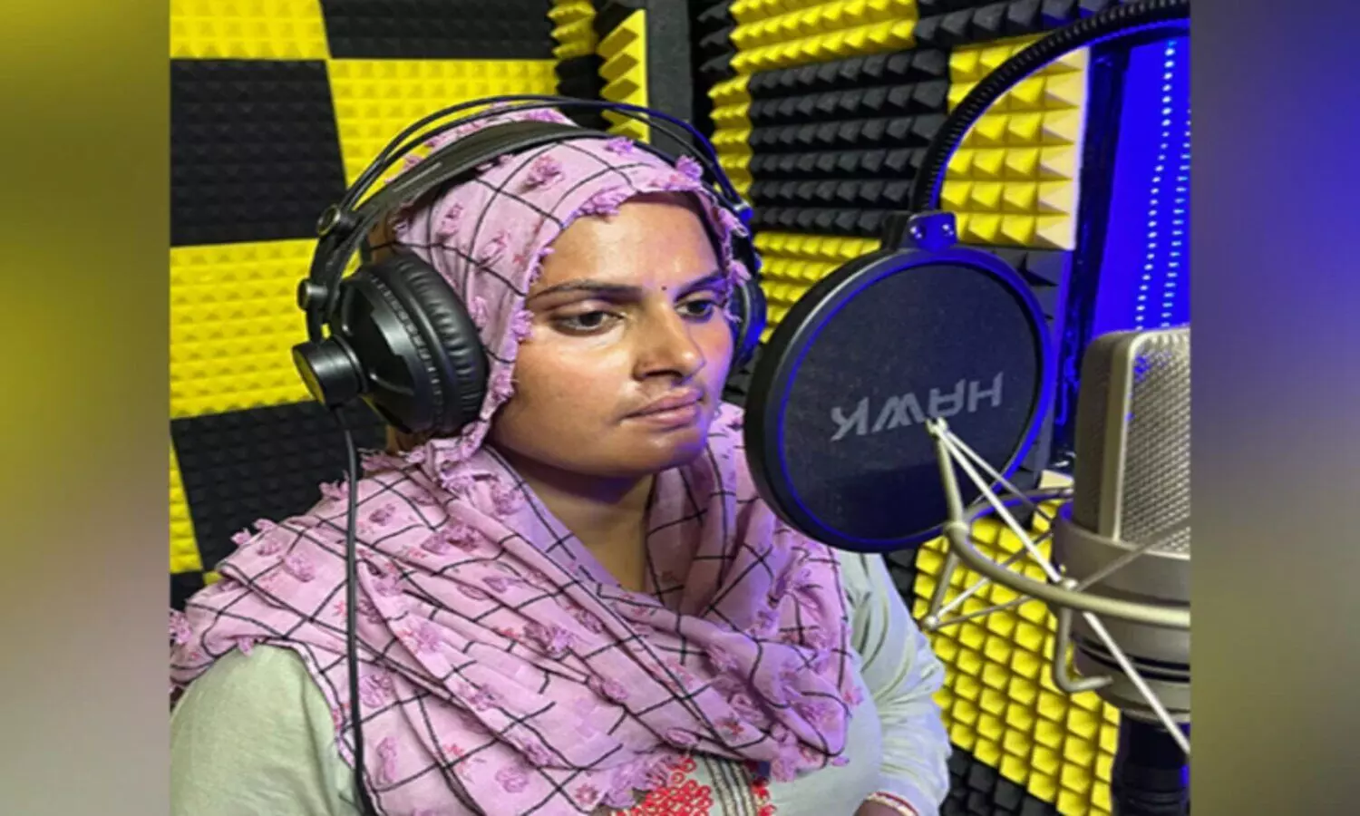 muslim woman singer farmani naaz