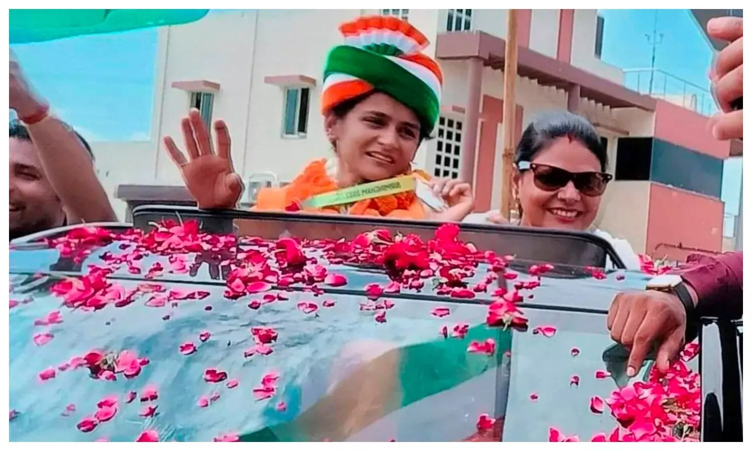 Commonwealth Silver Medalist Priyanka Goswami received warm welcome in Meerut