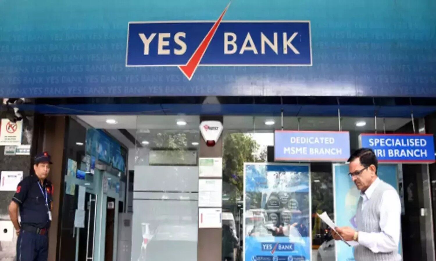 Yes Bank Interest Rates: If you are a customer of Yes Bank, then check the interest rates, know how much interest rate will be available on FD of 2 crores