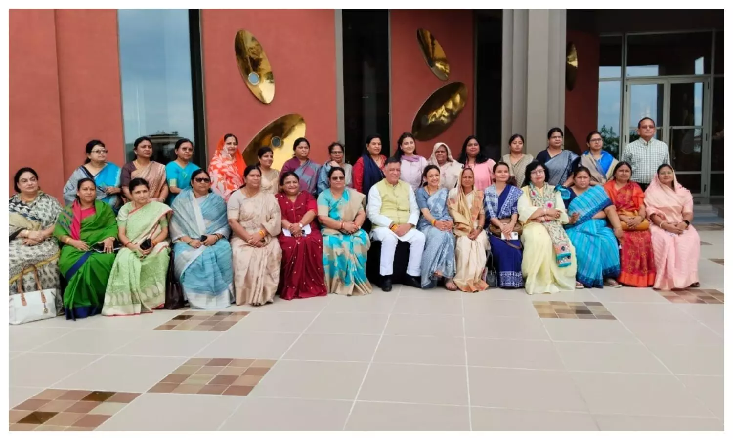 UP Assembly Speaker Satish Mahana with women MLAs