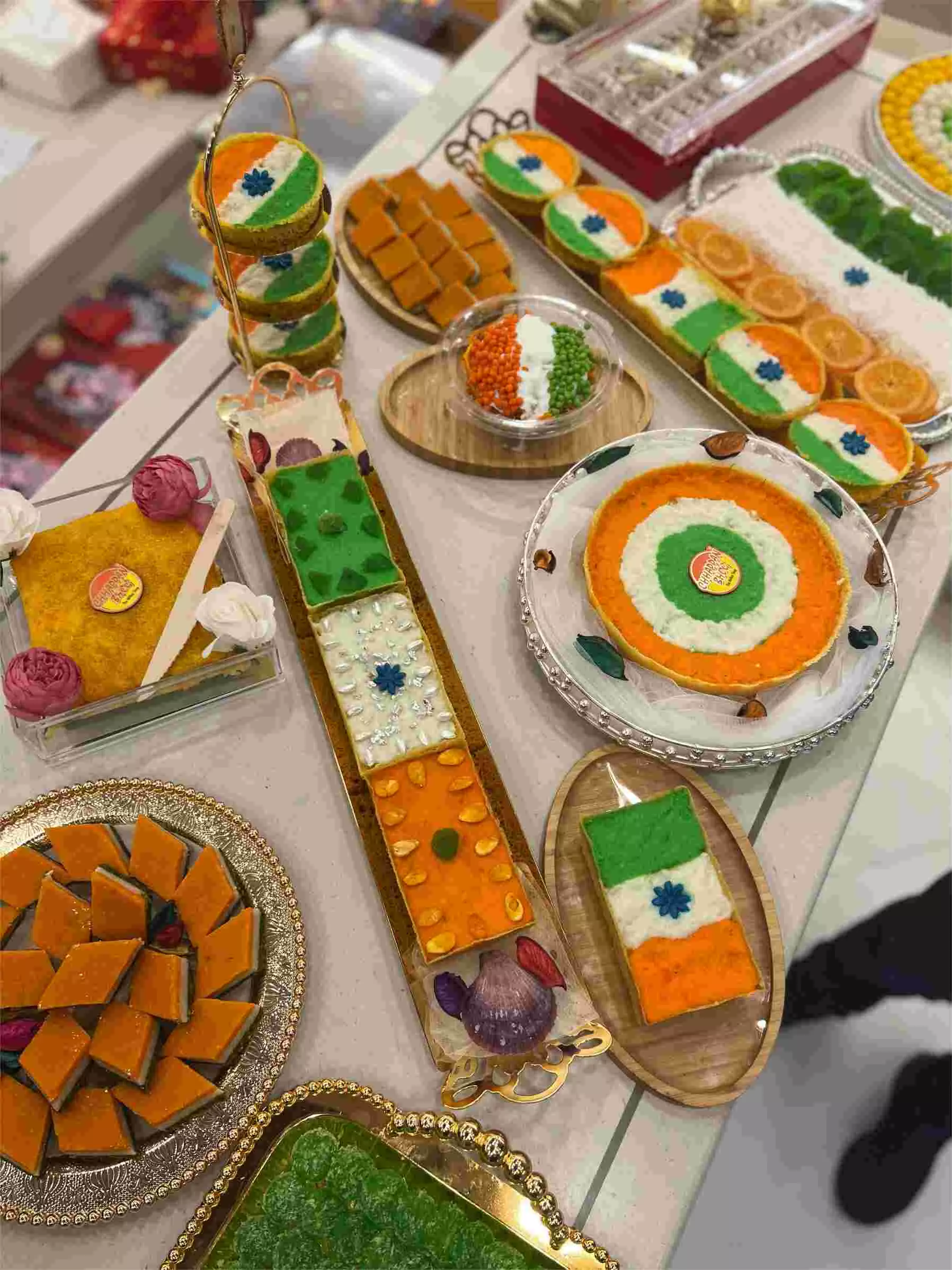 azadi ka amrit mahotsav special tricolor sweets at chhappan bhog lucknow