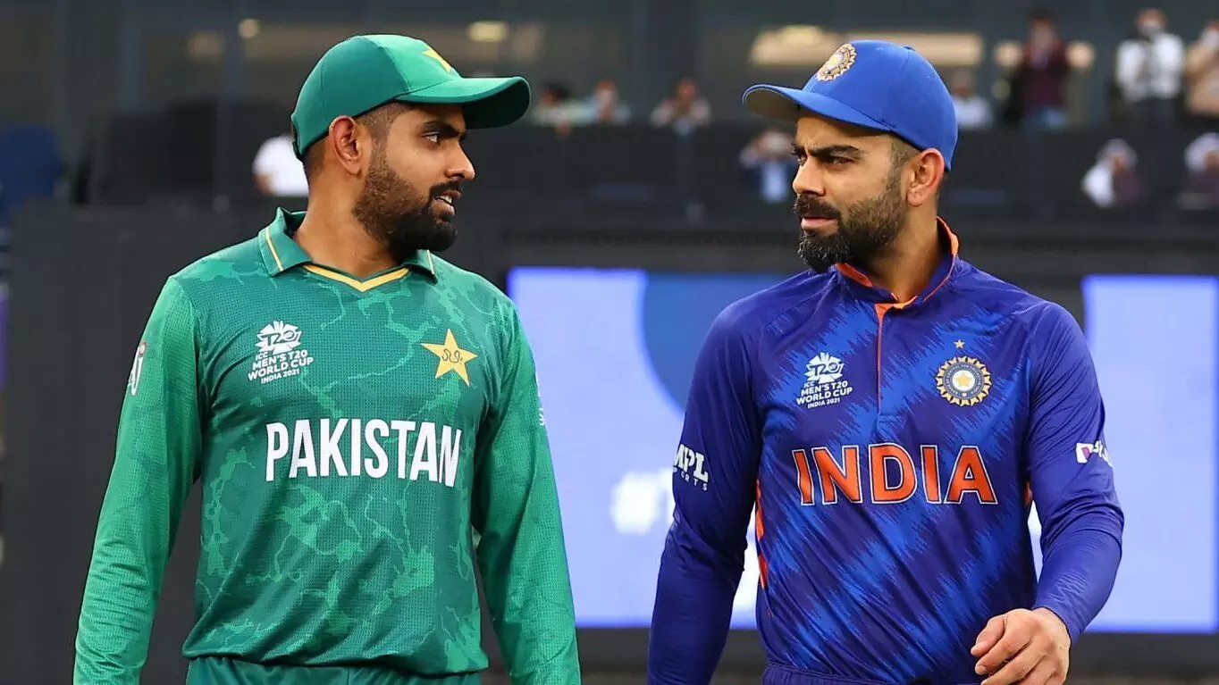 asia cup 2022 eyes on virat kohli and babar azam in indo pak match who will be strong