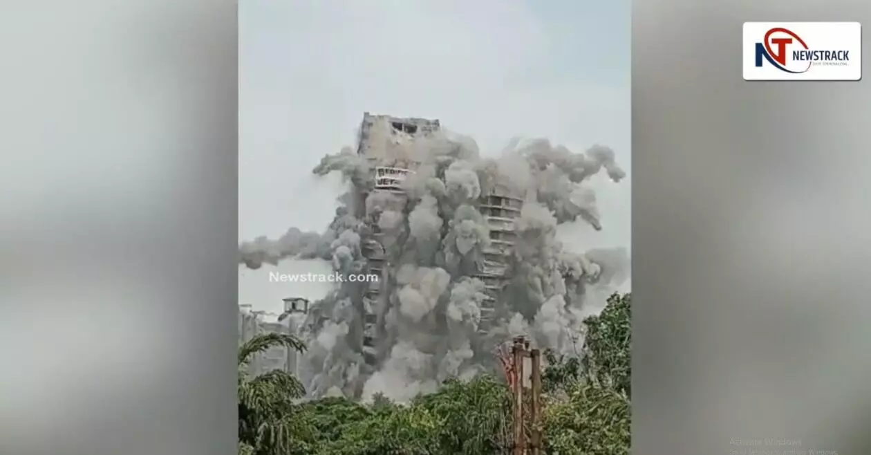 Twin Tower Demolished