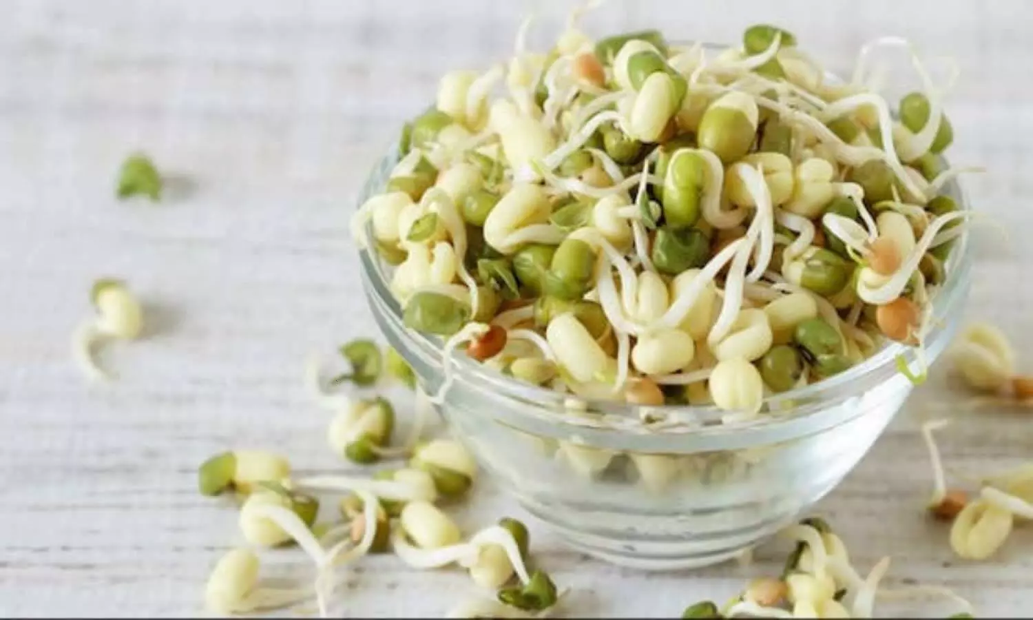 5 Amazing Moong Sprouts Benefits