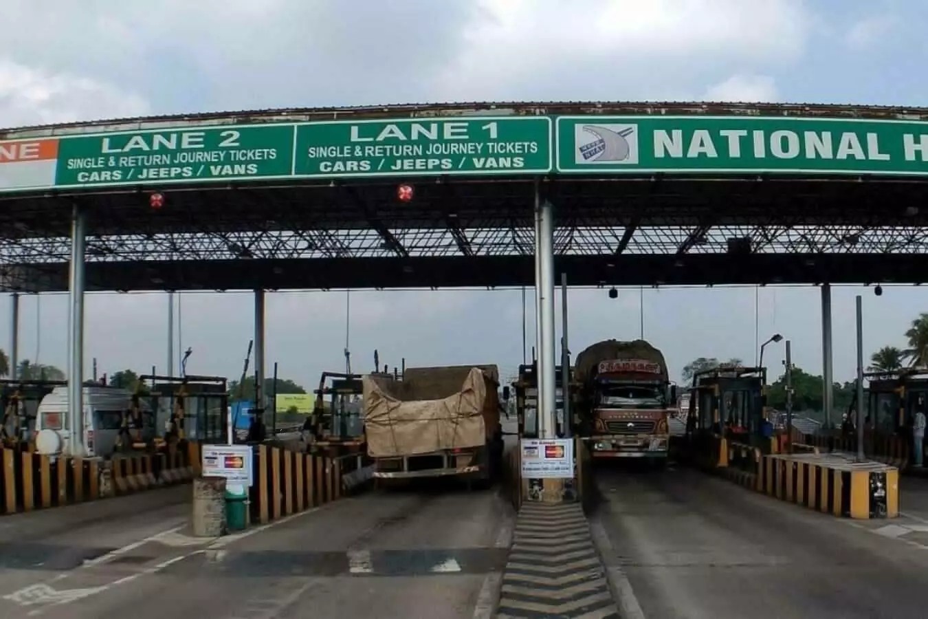 lucknow sitapur national highway toll tax increase know here new rates of toll tax in toll plaza